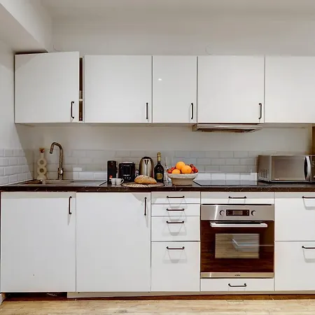 Sejour Parisien D'exception Pour 8 Personnes