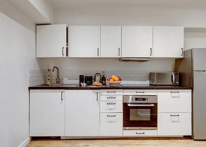 Sejour Parisien D'exception Pour 8 Personnes