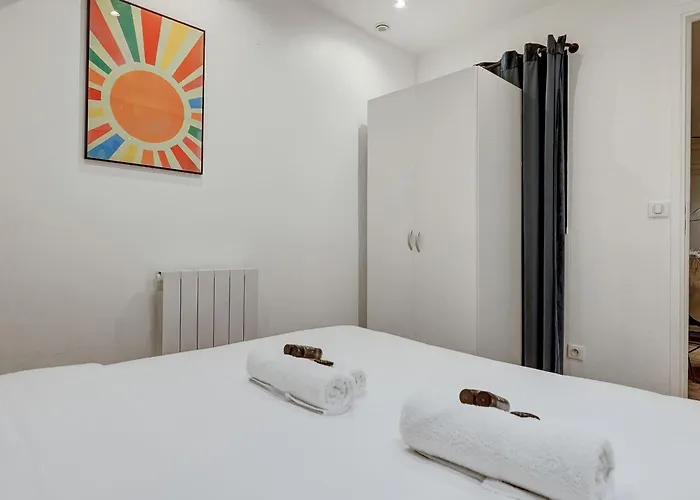 Sejour Parisien D'exception Pour 8 Personnes